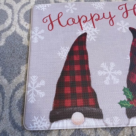⚡️ FLASH - Gnomes gray happy holidays mat - Picture 8 of 8